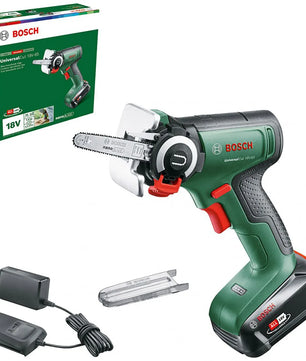 Die Bosch UniversalCut 18V-65 Akku-Säge mit NanoBlade-Technologie wird mit Ladegerät, Klingenabdeckung und Verpackungskarton geliefert, alles auf weißem Hintergrund abgebildet.