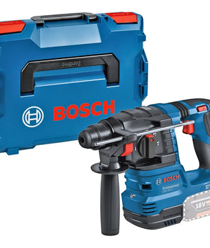 Der abgebildete Bosch Akku-Bohrhammer GBH 18V-22 Professional (SDS-plus, 18 V) mit ergonomischem Design und schwarzem Griff steht neben dem blauen Bosch Transportkoffer mit roten Verschlüssen und schwarzem Tragegriff.