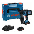 Der Bosch Professional Akku-Stauchkopfnagler GNH 18V-64 von Bosch ist mit einem blauen Gehäuse, einem Ladegerät und einem Akku auf weißem Hintergrund abgebildet. Sowohl der Akku-Stauchkopfnagler als auch das Gehäuse sind mit dem Bosch-Logo versehen.