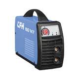Das blaue CFH ISG 147 Inverterschweißgerät von CFH verfügt über einen Handgriff, einen Drehknopf und zwei Frontanschlüsse und ist somit ideal für Elektrodenschweißen geeignet.