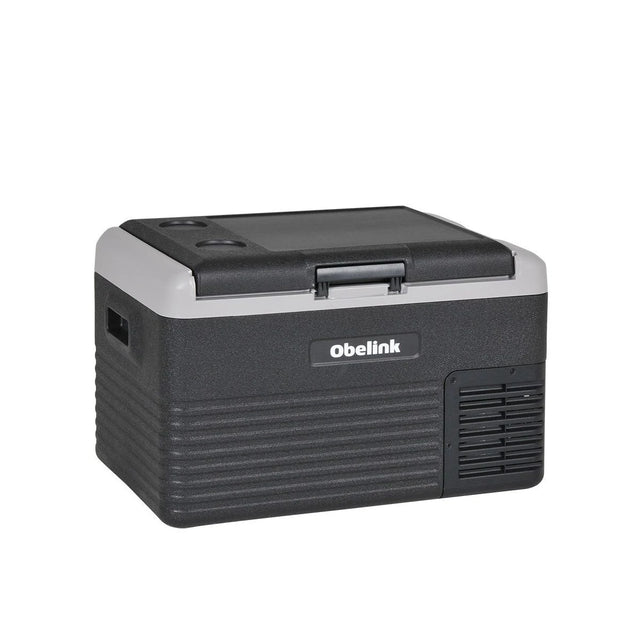 Die Obelink Coolmove 30 Kompressor Kühlbox ist eine schwarz-graue, tragbare 30-Liter-Kühlbox mit einem Griff, einem effizienten Kompressor-Kühlsystem und dem Obelink-Branding auf der Vorderseite.