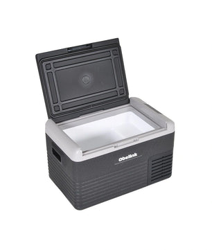 Die Obelink Coolmove 30 Kompressor Kühlbox ist eine schwarz-graue tragbare Kühlbox von Obelink mit einem Fassungsvermögen von 30 Litern, einem offenen Deckel und Griffen an beiden Seiten.