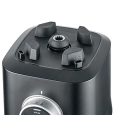 Nahaufnahme des Sockels des CASO Power Blenders B 2000 von CASO in schwarzer Ausführung mit vier Zinken und einer zentralen Antriebsbuchse.