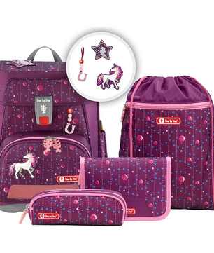 Das 5-teilige Step by Step Cloud Ranzen-Set "Dreamy Unicorn Nuala" enthält einen ergonomischen Schulranzen, ein Etui, ein Portemonnaie, einen Kordelzugbeutel und lustige Accessoires mit Einhornmotiven von Step by Step.