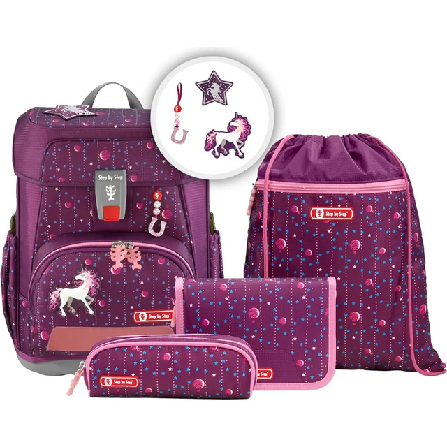 Das 5-teilige Step by Step Cloud Ranzen-Set "Dreamy Unicorn Nuala" enthält einen ergonomischen Schulranzen, ein Etui, ein Portemonnaie, einen Kordelzugbeutel und lustige Accessoires mit Einhornmotiven von Step by Step.