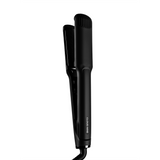 Das CLOUD NINE Wide Iron Glätteisen, ideal für langes und dickes Haar, wird vor weißem Hintergrund präsentiert.