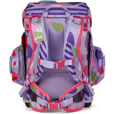 Der ergobag Cubo Light BlütenzauBär - ein 6-teiliges Schulranzen-Set in Lila und Pink mit gepolsterten Trägern und Seitentaschen, leicht und bequem - von ergobag, perfekt für die Schule.