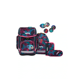 Das ergobag Cubo "KorallBär" 5-teilige Schulranzen-Set von ergobag enthält passende Accessoires, die alle mit einem lebendigen Blumenmuster verziert sind.