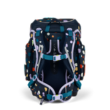 Das ergobag Cubo "Bärnsteinhöhle" Schulranzen-Set 5-teilig verfügt über gepolsterte Gurte und mehrere Fächer, hier in der Rückenansicht.