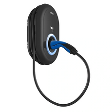 Die Vestel eCharger EVC04-AC11-T2P Wallbox (11 kW Ladeleistung) in schwarz, wandmontiert mit einem blauen Ladekabel, ideal für Elektrofahrzeuge - von Vestel.