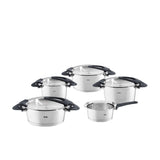 Das Fissler Topfset Intensa 5-tlg. matt von Fissler umfasst fünf induktionsgeeignete Edelstahltöpfe mit schwarzen Griffen und Deckeln, stilvoll präsentiert auf weißem Grund.