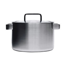 Der Iittala Tools Kochtopf mit Deckel (5 l) von Iittala verfügt über zwei seitliche Griffe und einen Deckel und zeigt skandinavisches Design, fotografiert auf weißem Hintergrund.