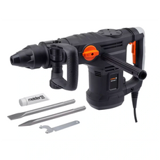 Der Meister Abbruchhammer MAH 1600-1, ein schwarz-orangefarbener elektrischer Bohrhammer (1600 Watt), beinhaltet zusätzliche Meißel, Schlauch und Schraubenschlüssel - perfekt für anspruchsvolle Abbrucharbeiten auf weißem Untergrund.