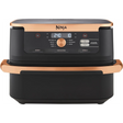 Die Ninja Foodi FlexDrawer Dual Zone Heißluftfritteuse von Ninja hat ein schwarzes und kupferfarbenes Design, ein Fassungsvermögen von 4 Litern, ein digitales Display und 10 Bedientasten auf der Vorderseite für eine einfache Bedienung.