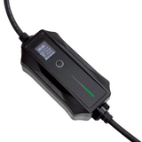Das Norauto E-Ladekabel/Ladegerät Typ 2 (tragbar, 5 m) von Norauto bietet 3,7 kW Ladeleistung, ein digitales Display und eine Steuergerät-Taste.