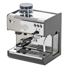 Die Quickmill 2835 Superiore Profi ist eine Edelstahl Einkreis-Espressomaschine von Quickmill mit Thermoblock-Technologie, integrierter Kaffeemühle und Dampfstab, abgebildet auf einem weißen Hintergrund.