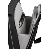 Geöffneter Samsonite Zalia 3.0 Rucksack - schwarz von Samsonite, mit einem Laptop und Tablet in separaten, gepolsterten Fächern vor weißem Hintergrund.