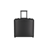 Der Travelite Next Business Wheeler - ein eleganter 34-Liter-Trolley aus Aluminium in Schwarz - verfügt über eine geriffelte Hartschale, vier Rollen und einen ausziehbaren Griff. Ideal als Bordgepäck für effiziente Geschäftsreisen. Abgebildet auf einfarbig weißem Hintergrund.