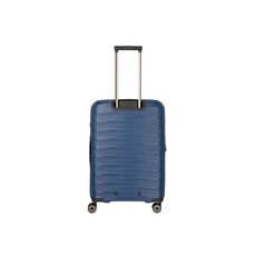 Das Travelite Mooby Trolley-Set 3tlg (S/M/L, Marineblau) von Travelite verfügt über strapazierfähige Polypropylen-Hartschalen, vier Rollen, einen Teleskopgriff und ein TSA-Schloss. Hier abgebildet in Marineblau auf weißem Hintergrund.