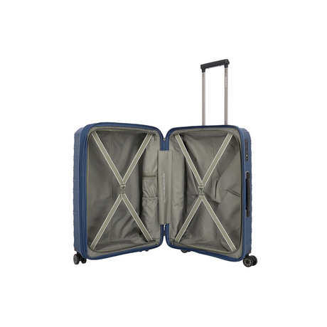 Das Travelite Mooby Trolley-Set 3tlg (S/M/L, Marineblau) von Travelite verfügt über eine Polypropylen-Hartschale, vier Räder, einen grauen Innenraum mit Kreuzspanngurten und Trennwand mit Reißverschluss, Teleskopgriff und TSA-Zahlenschloss.