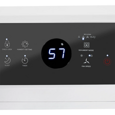 Nahaufnahme des Trotec Luftentfeuchters TTK 99 HEPA-Bedienfeldes von Trotec mit 57% Luftfeuchtigkeit und mehreren Einstelltasten - ideal zum Entfeuchten und zur Vermeidung von Schimmelbildung.